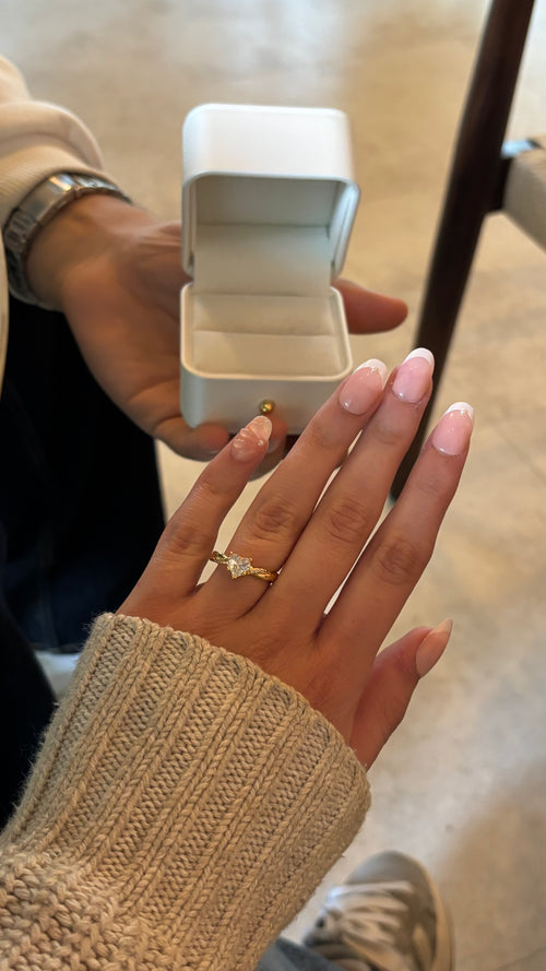 REVÔ AMOUR GOLD